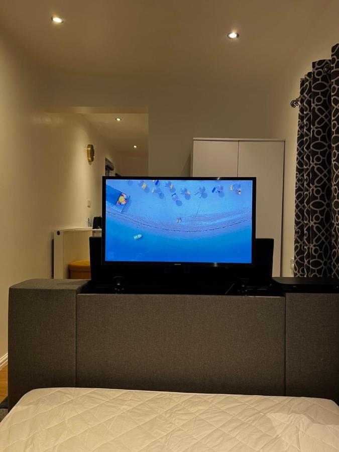 Hotel Tranquil Gardens Loughborough Esterno foto